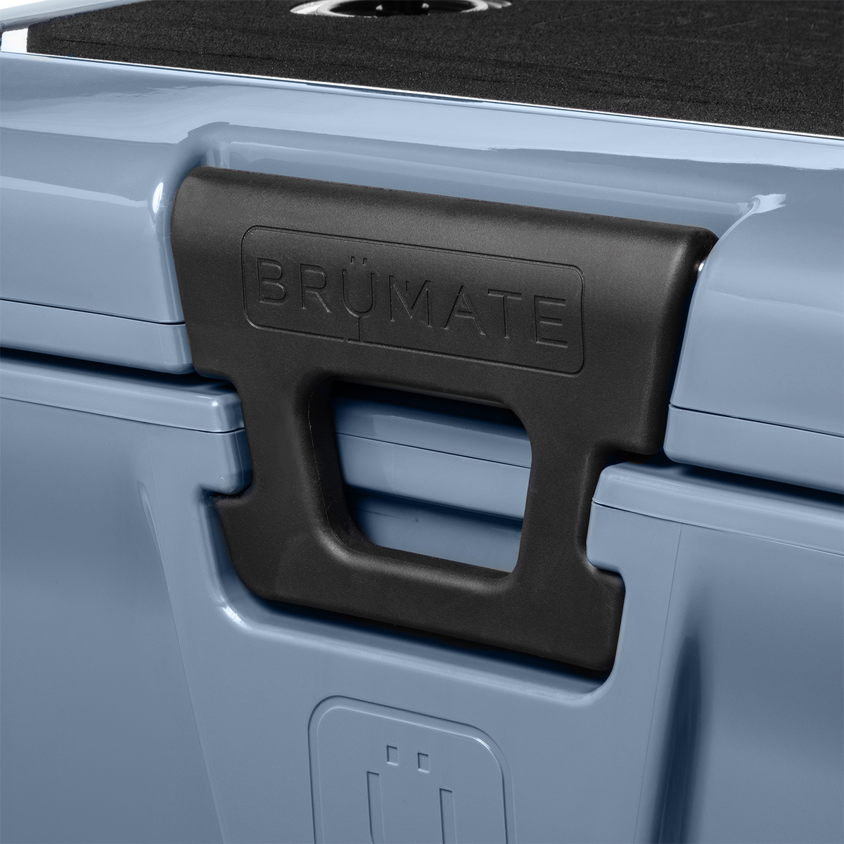 brutank-20qt-s2 BruTank-20-Denim-Latch.png