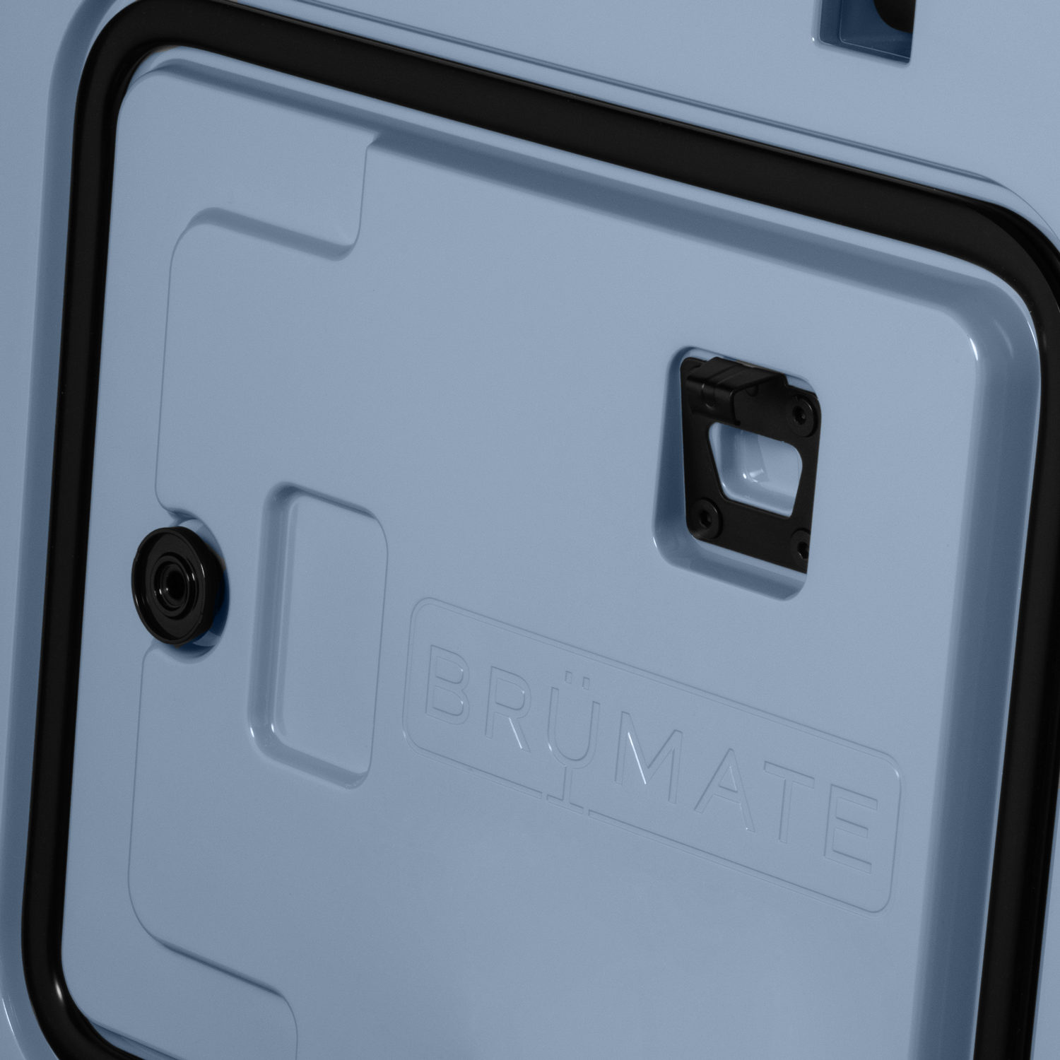 ultimate-day-trip-cooler-bundle-y8 brutank-35qt-denim-bottle-opener.png