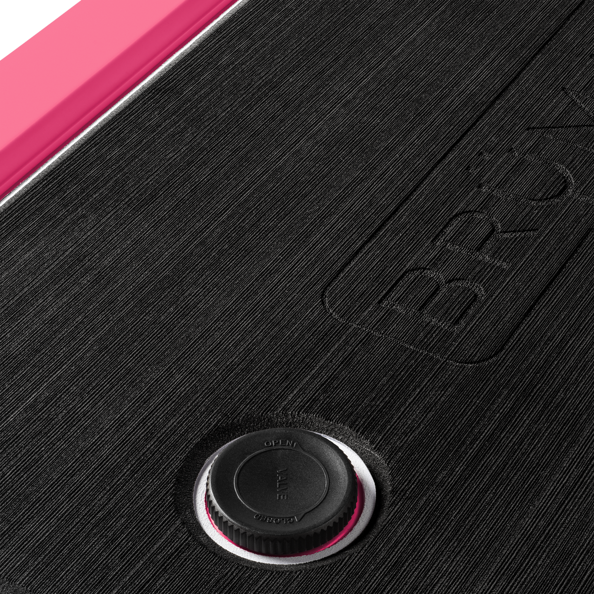 brutank-h9 brutank-55qt-neonpink-vent.png